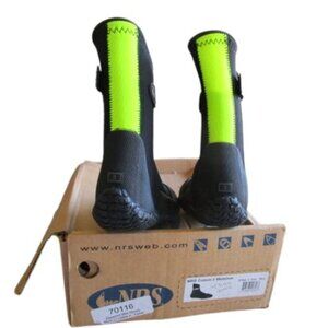 NRS ATB WetShoe Zippered Sz 3 River Shoes Lime Green heel panel 3403.02316-70116